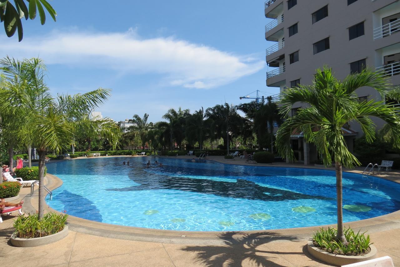 View Talay 1B Apartments Pattaya Esterno foto