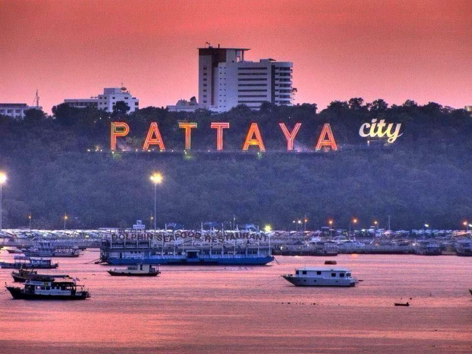 View Talay 1B Apartments Pattaya Esterno foto